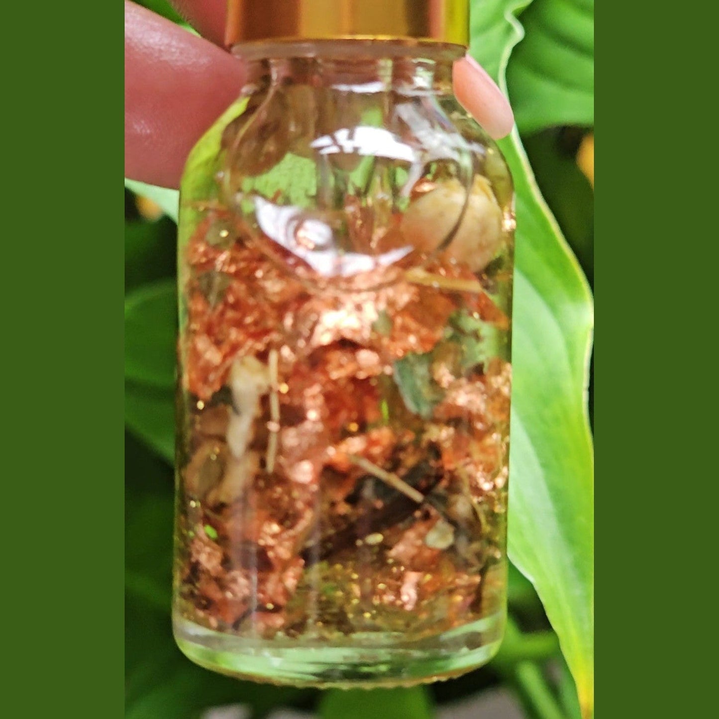Lucky Rich Girl Hoodoo Conjure Oil | Wealth, Beauty, Glamour & Good Fortune Conjure Oil | Limited Edition